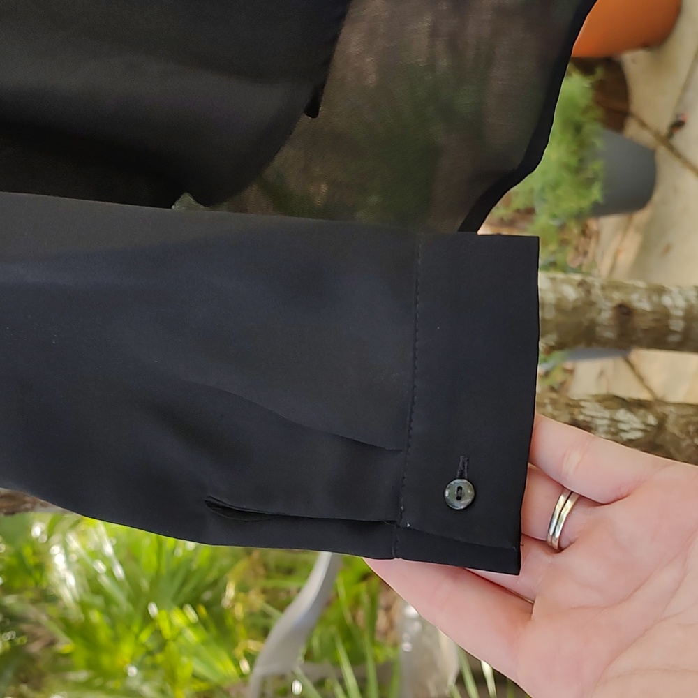 Scheer blouse - Picture 2 of 4